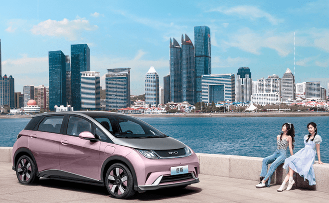 �ȁ��Ϻ������N��20�f������Ů܇��������