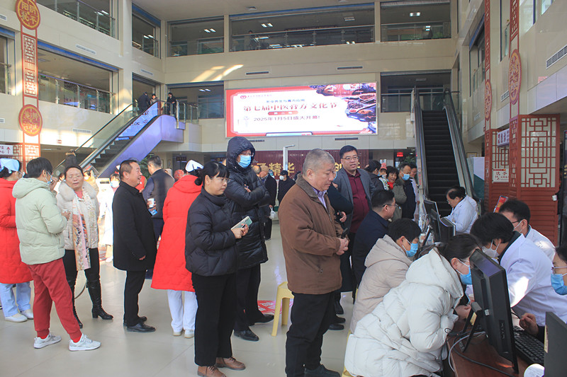 �F�ǅ^(q��)���t(y��)Ժ�෽�Ļ���(ji��)ʢ���_Ļ���������t(y��)���裬�츣���ս���